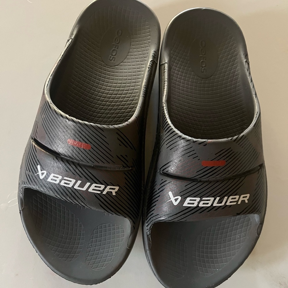 Bauer Oofos slides